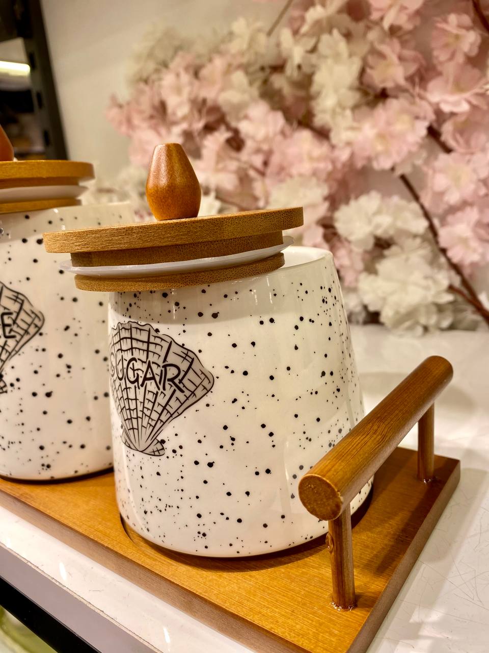 Tea, sugar, and coffee set High-quality porcelain