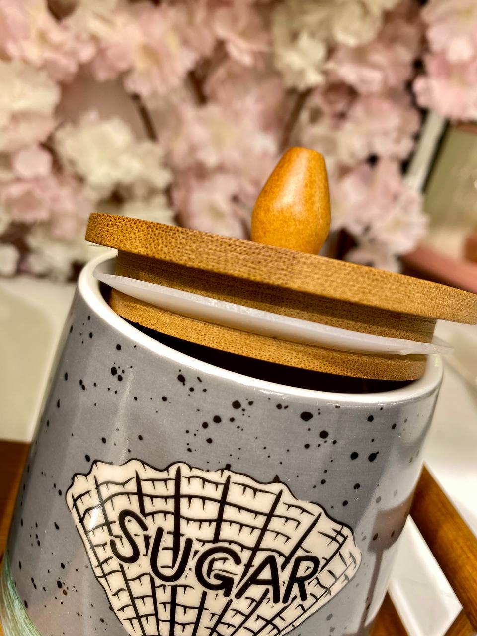 Tea, sugar, and coffee set High-quality porcelain