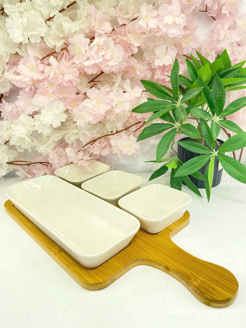 طقم أورديف من البورسلين للصلصات والوجبات الخفيفة