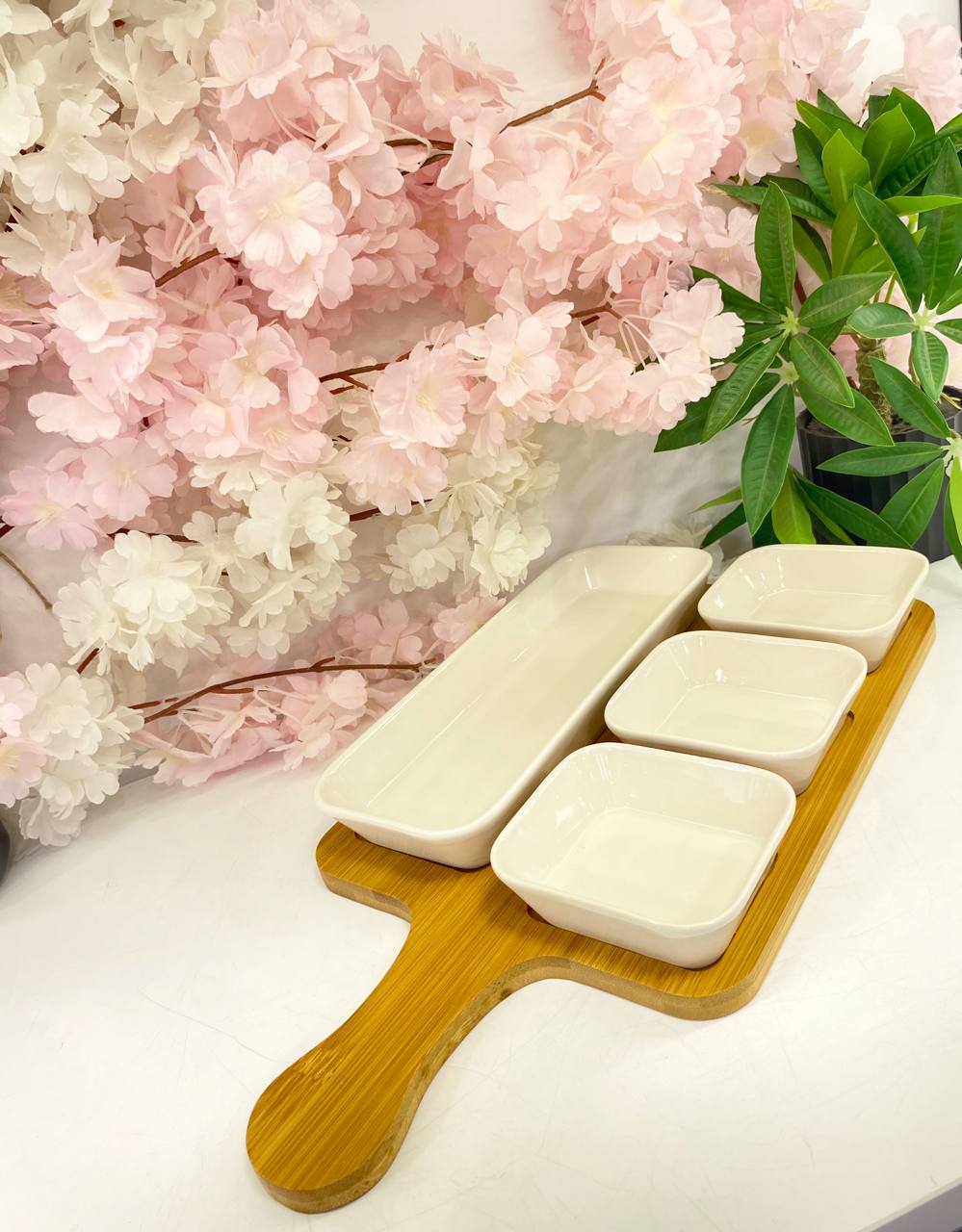 طقم أورديف من البورسلين للصلصات والوجبات الخفيفة