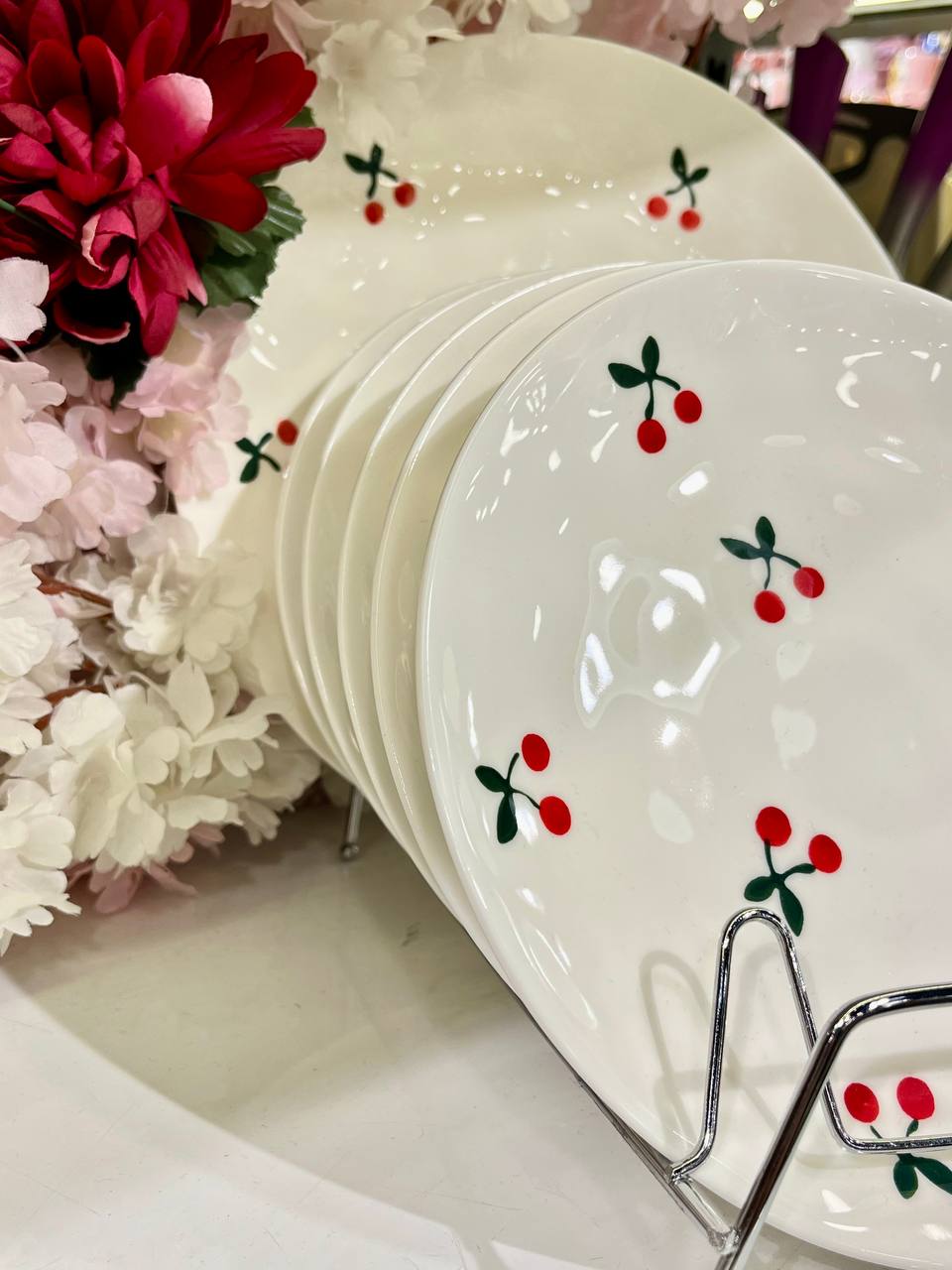 Sophisticated 7-Piece Porcelain Cake Set