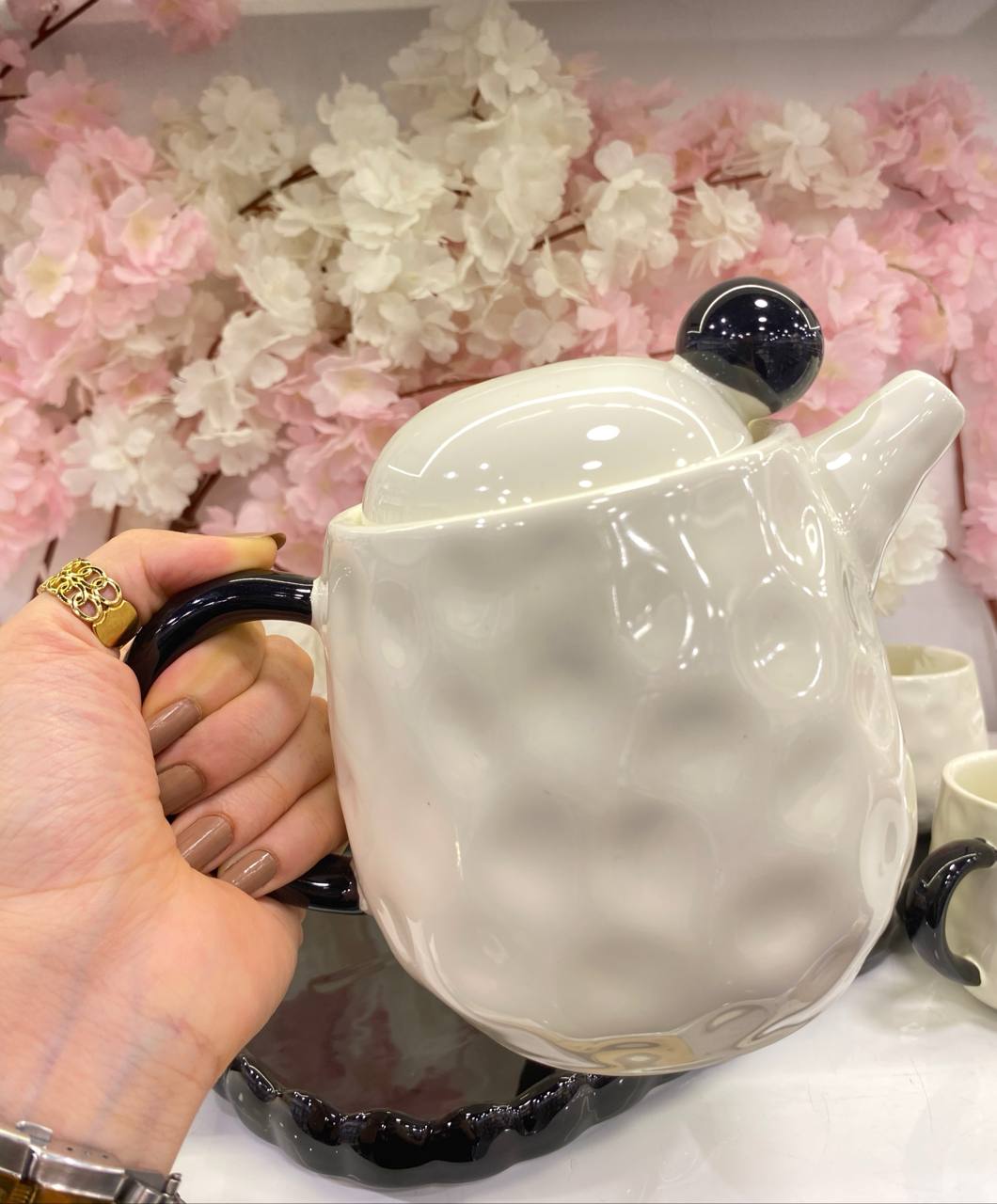 Luxury porcelain tea set