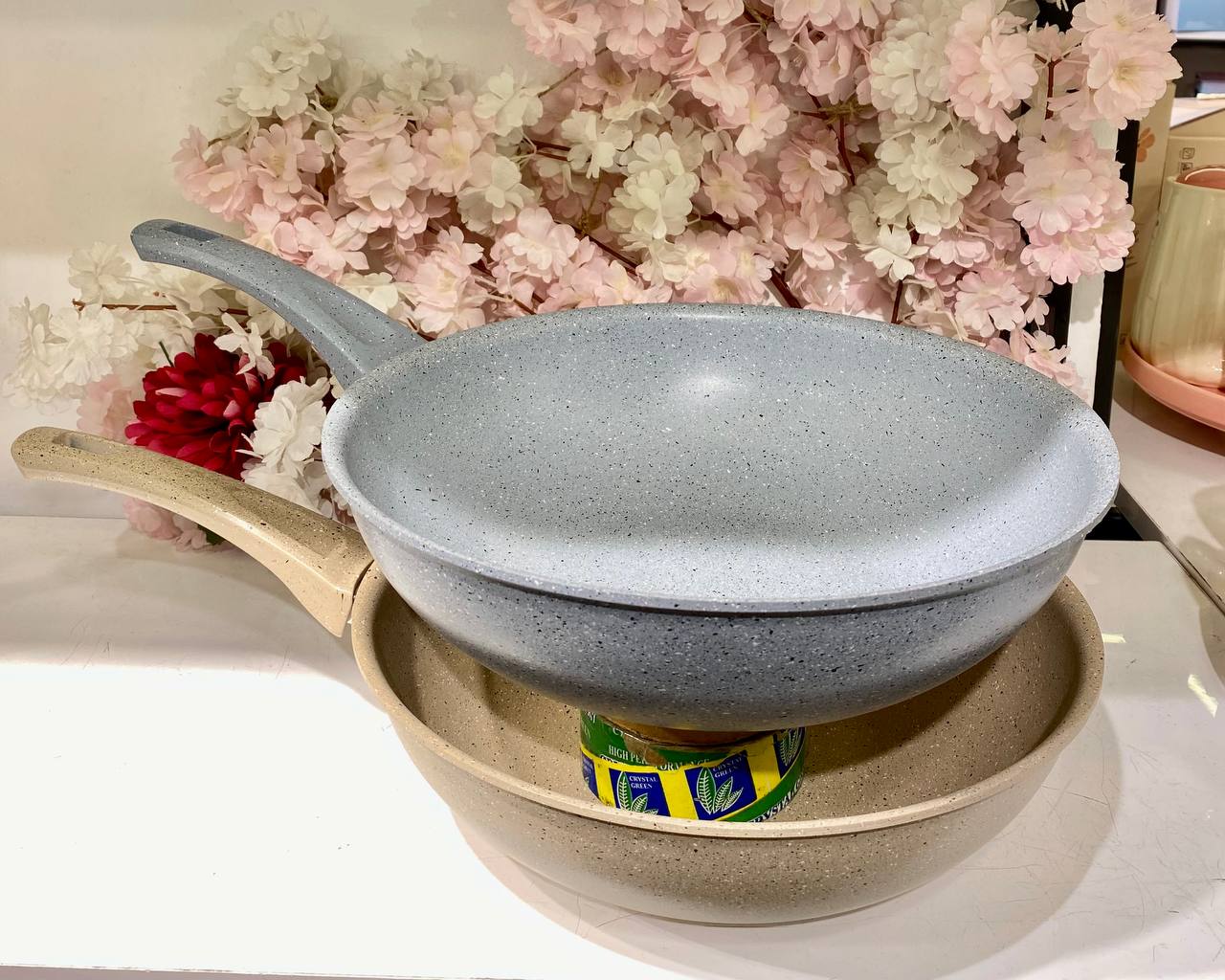 مقلاة ووك من الجرانيت بتصميم جالاكسي شيك، مناسبة لكل مطبخ، مقاس 28